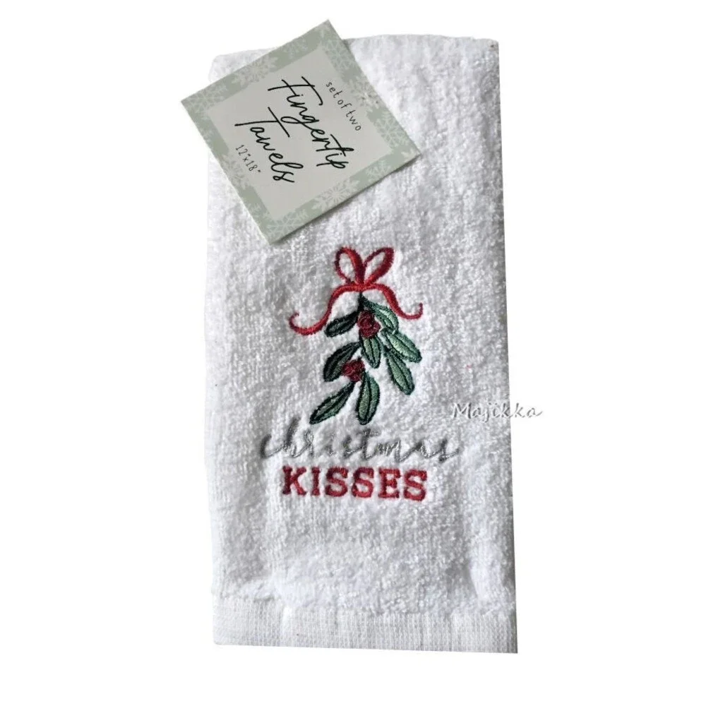 middleton christmas kisses